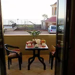 Miramare Aparthotel 3*