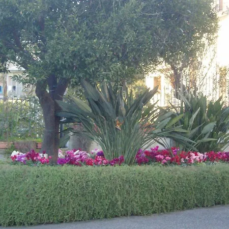Miramare Апарт-отель