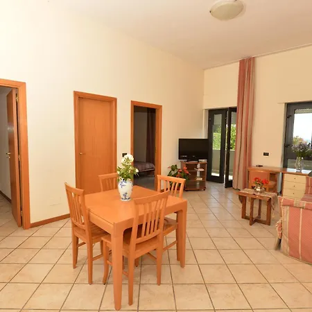 Miramare Апарт-отель Поццуоли