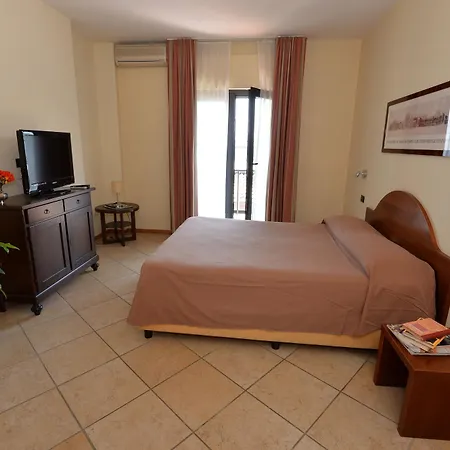 Aparthotel Miramare Pozzuoli