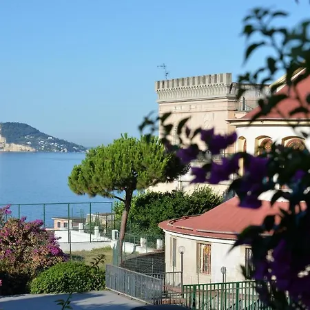 Aparthotel Miramare Pozzuoli