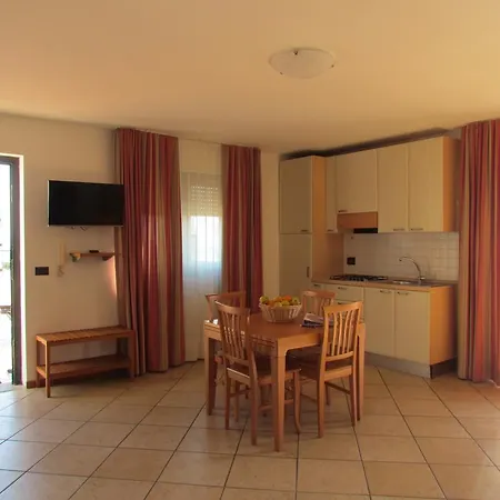 Miramare Aparthotel