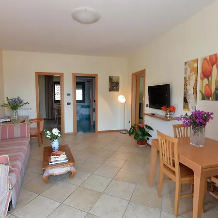 Miramare Aparthotel 3*