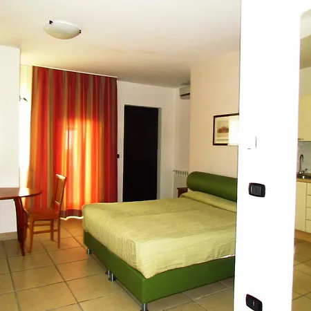 Miramare Hotel apartamentowy